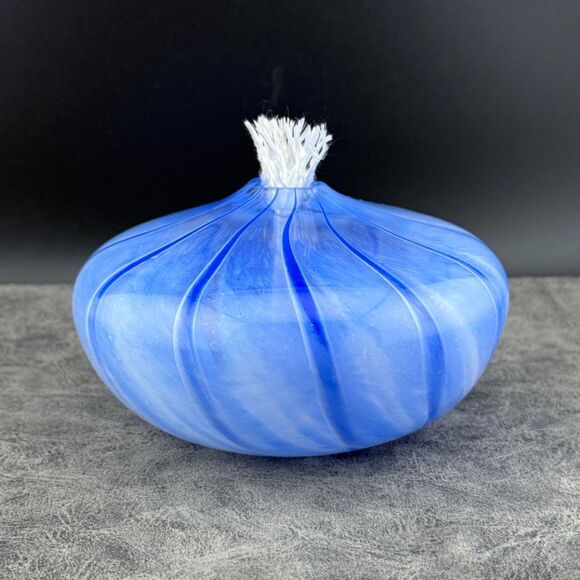 Vintage Intaglio Anton Art Glass Round Oil Lamp Blue Swirl Hand-blown Wick 4.5" - Picture 2 of 9